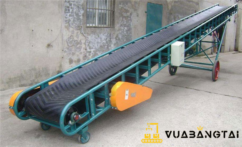 Băng tải nâng hạ