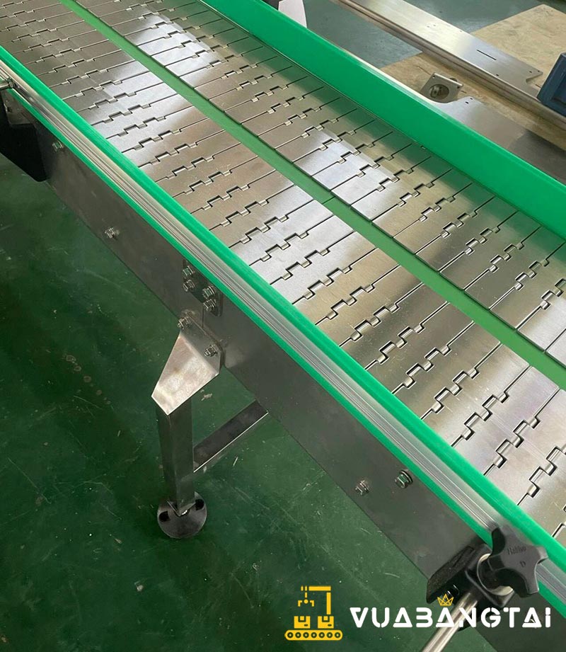 Băng tải xích inox