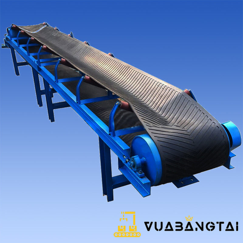Băng tải cao su lòng máng có gân