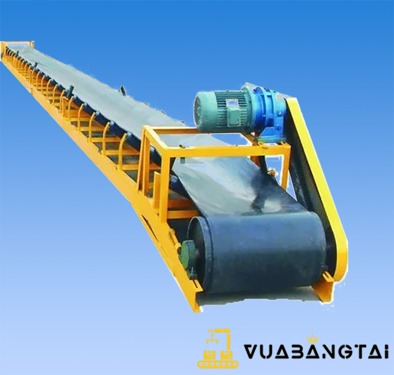 Băng tải cao su lòng máng trơn