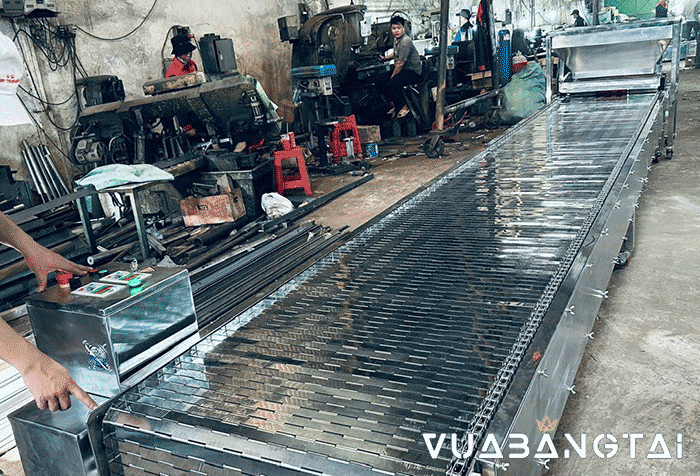 Băng tải xích inox