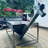 Vít tải có phễu